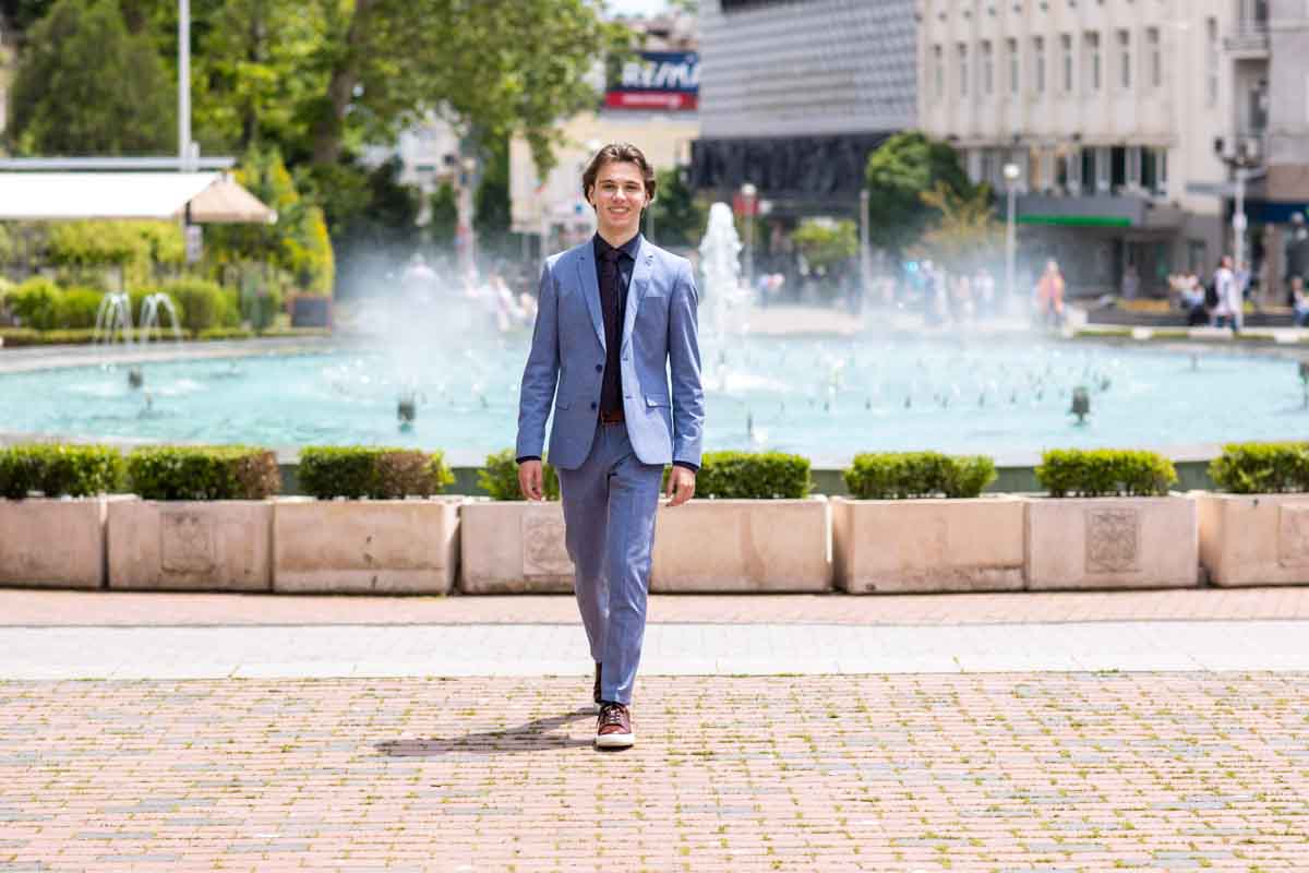 Индивидуално фотозаснемане за абитуриенти