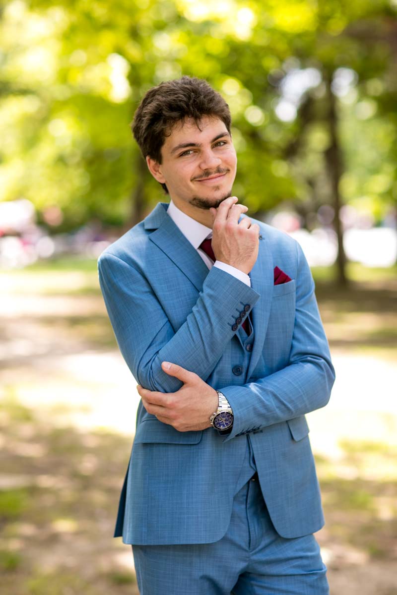 Индивидуално фотозаснемане за абитуриенти