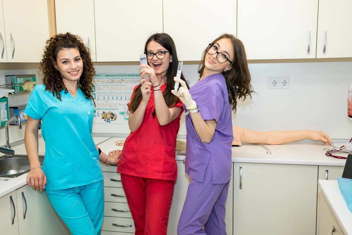 Заснемане на абсолвентски бал